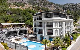 Amossia Elite Boutique Hotel